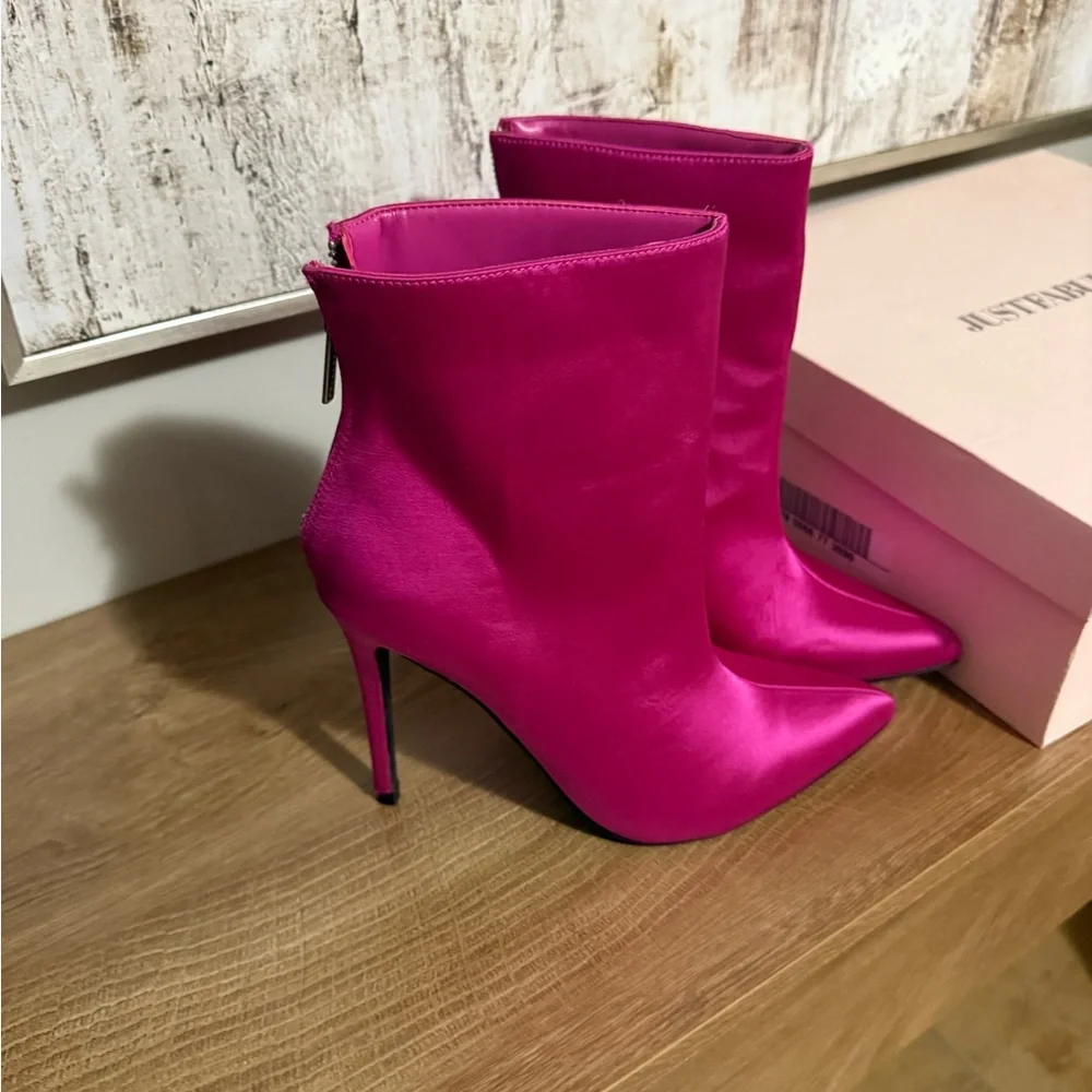 JustFab Fuchsia Heeled Boots - Picture 6 of 7
